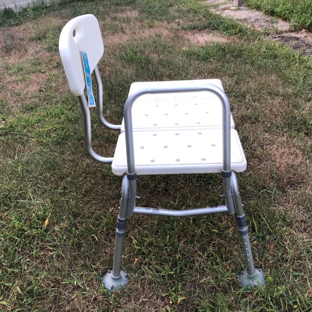 TRANSFER BENCH FOR SHOWER - Picture 2 of 3